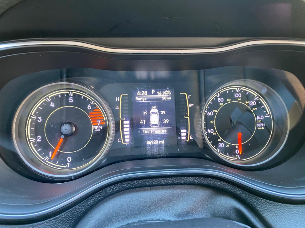 Jeep Cherokee Latitude Plus FWD 2020