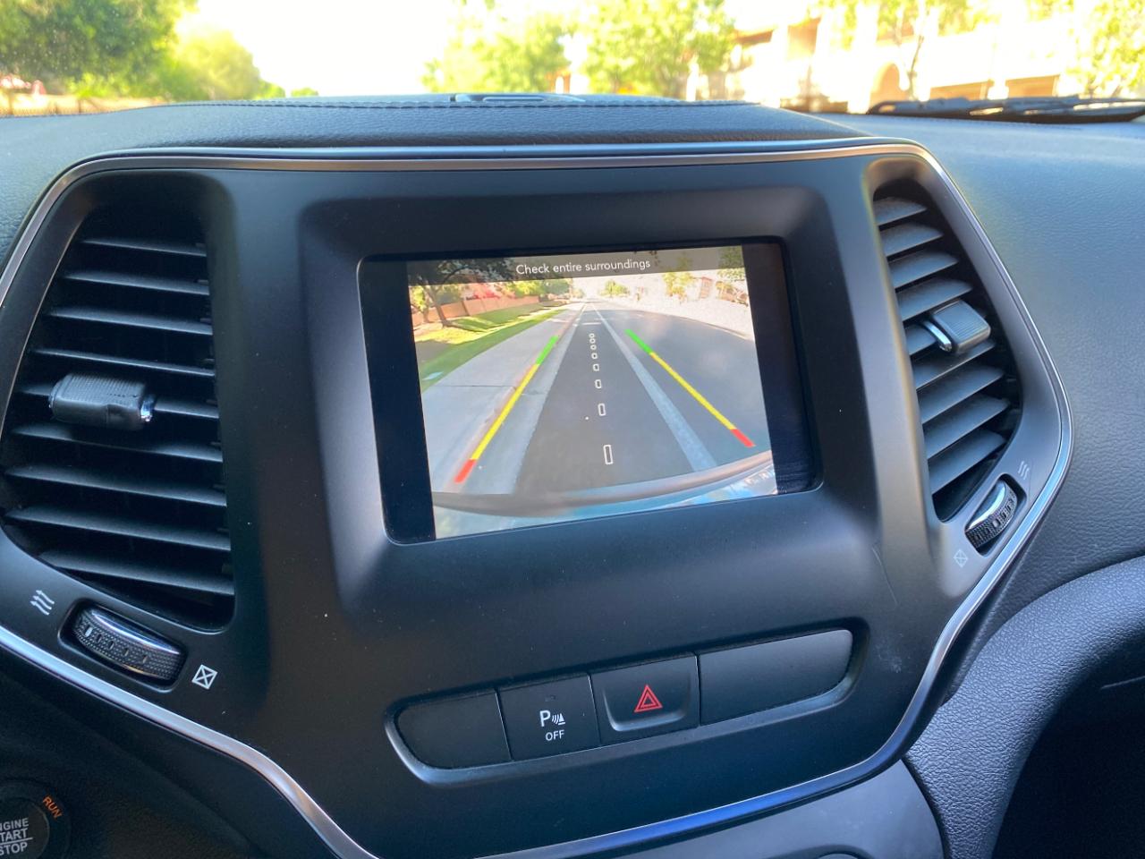 Jeep Cherokee Latitude Plus FWD 2020