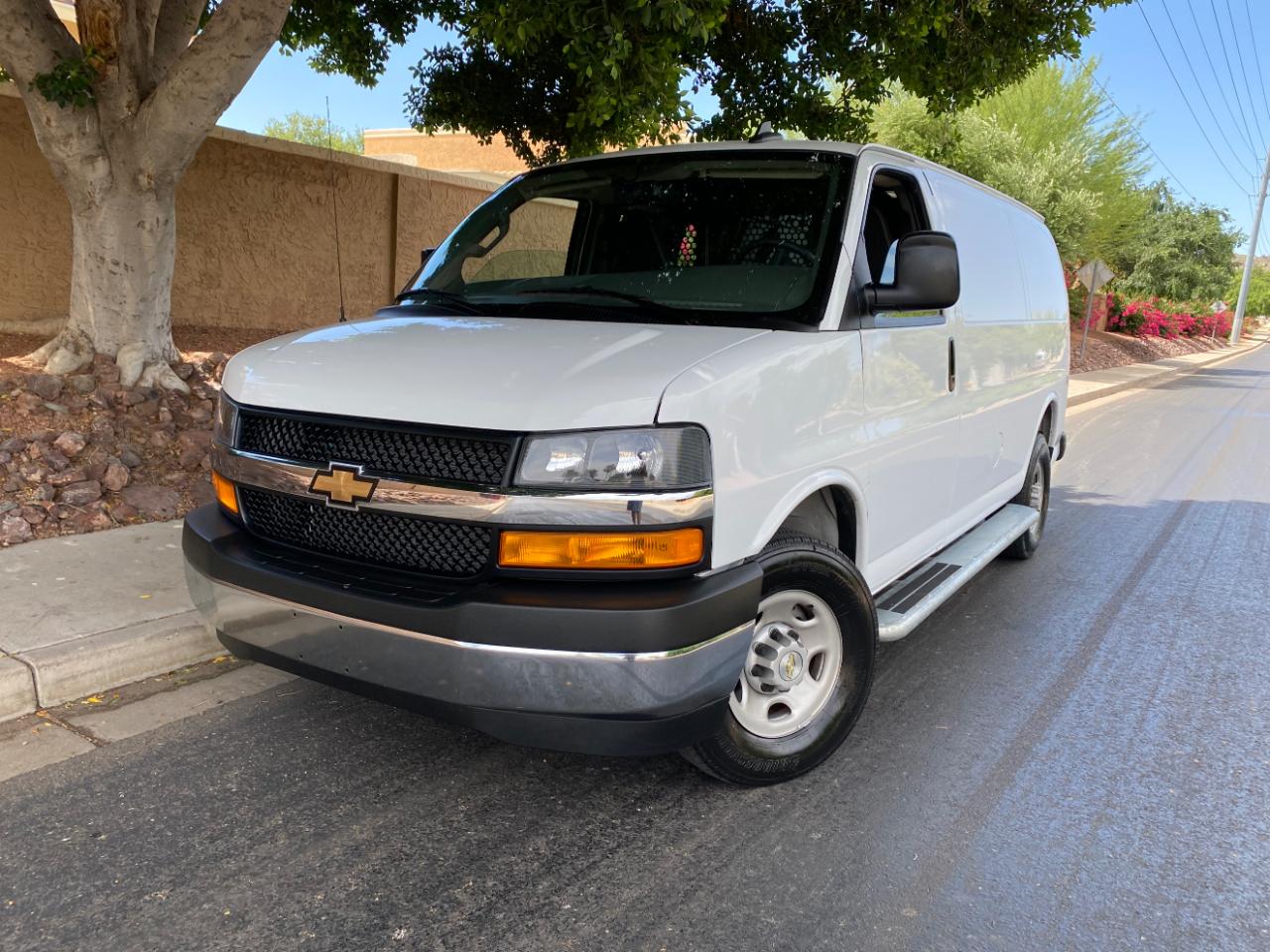 Chevrolet Express Cargo Van RWD 2500 135" 2025