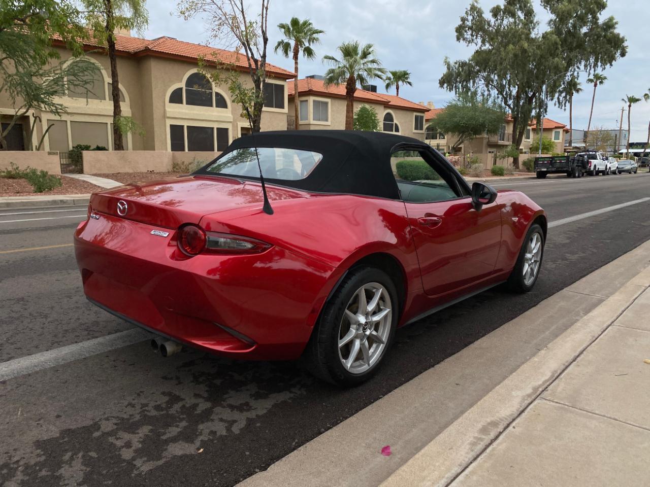 Mazda MX-5 Miata 2dr Conv Man Sport 2016