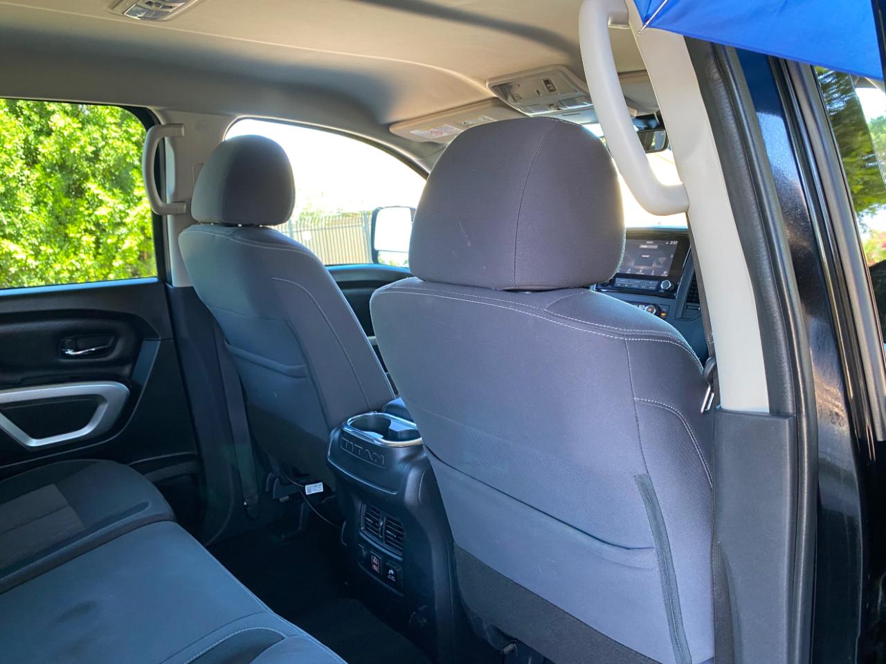 Nissan Titan XD 4x4 Crew Cab SV 2024
