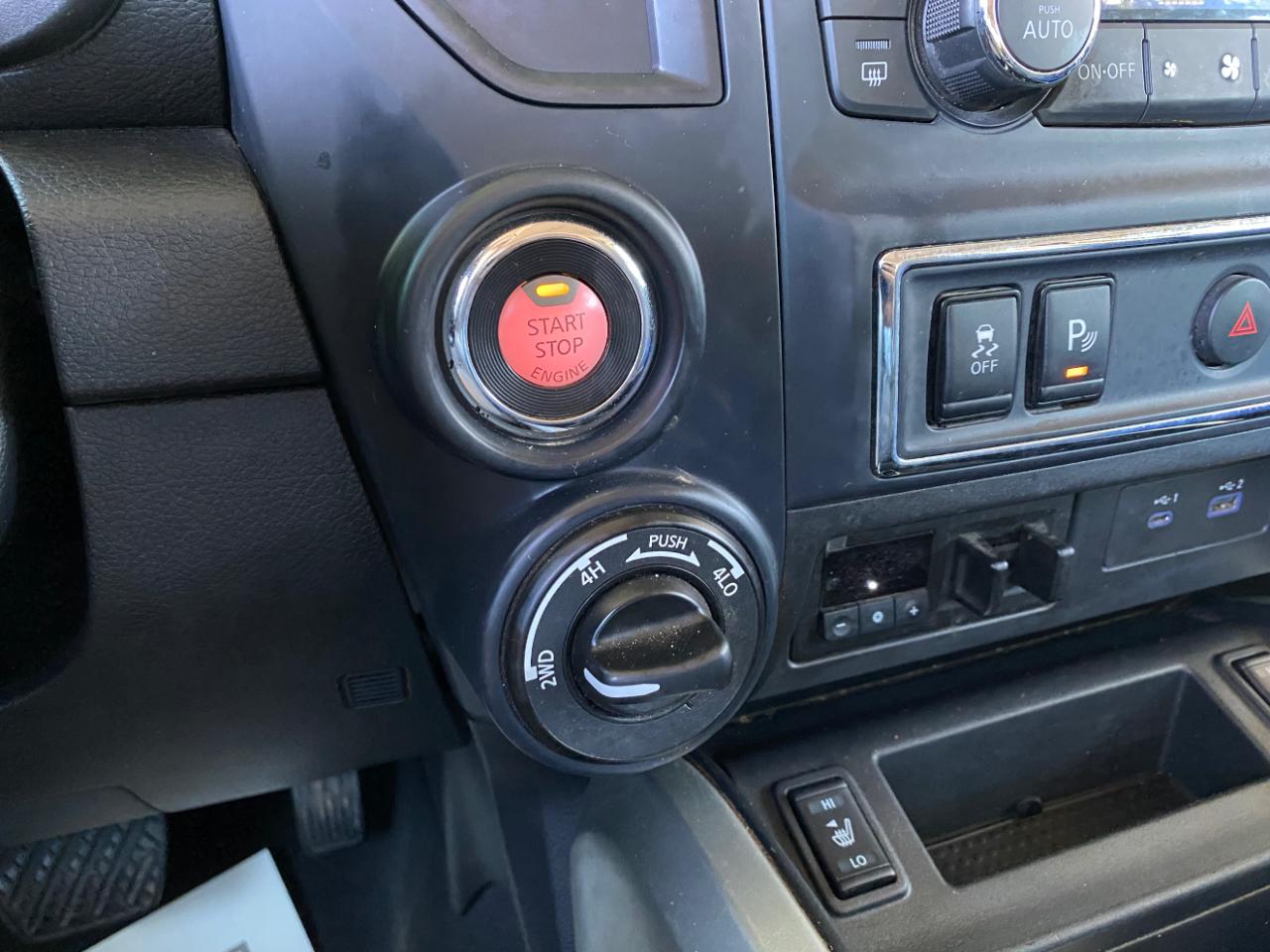 Nissan Titan XD 4x4 Crew Cab SV 2024