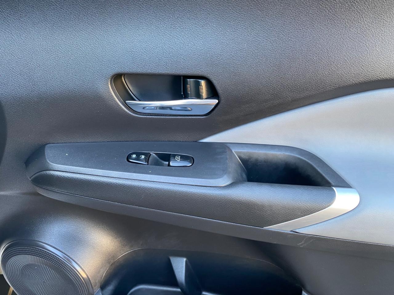 Nissan Kicks SR FWD 2021