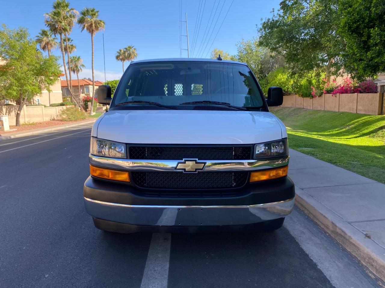 Chevrolet Express Cargo Van RWD 2500 135" 2025
