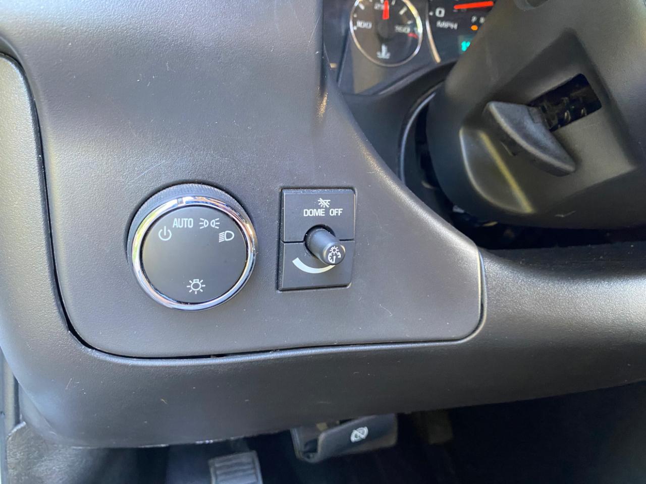 Chevrolet Express Cargo Van RWD 2500 135" 2025