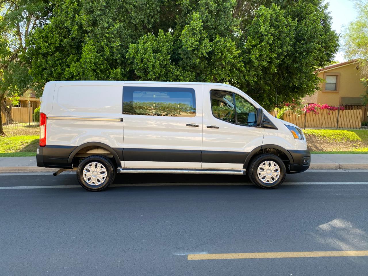 Ford Transit Cargo Van T-250 130" Low Rf 9070 GVWR RWD 2025
