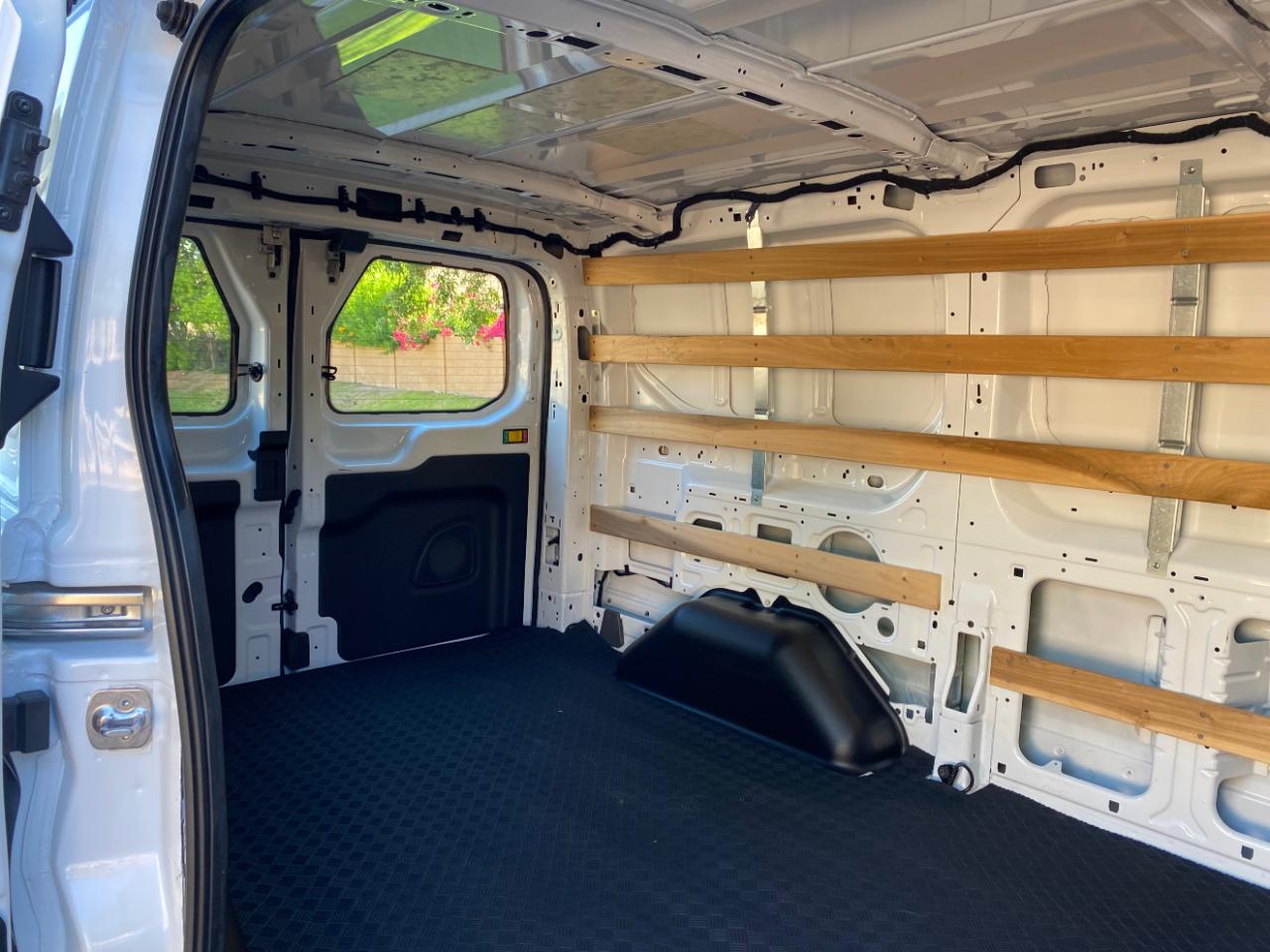 Ford Transit Cargo Van T-250 130" Low Rf 9070 GVWR RWD 2025