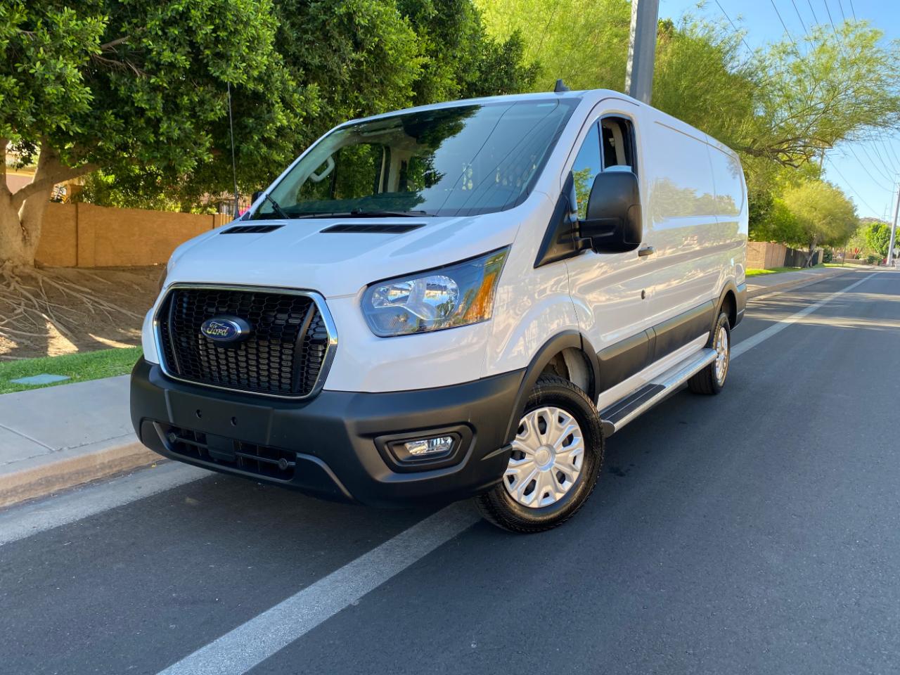 Ford Transit Cargo Van T-250 130" Low Rf 9070 GVWR RWD 2025