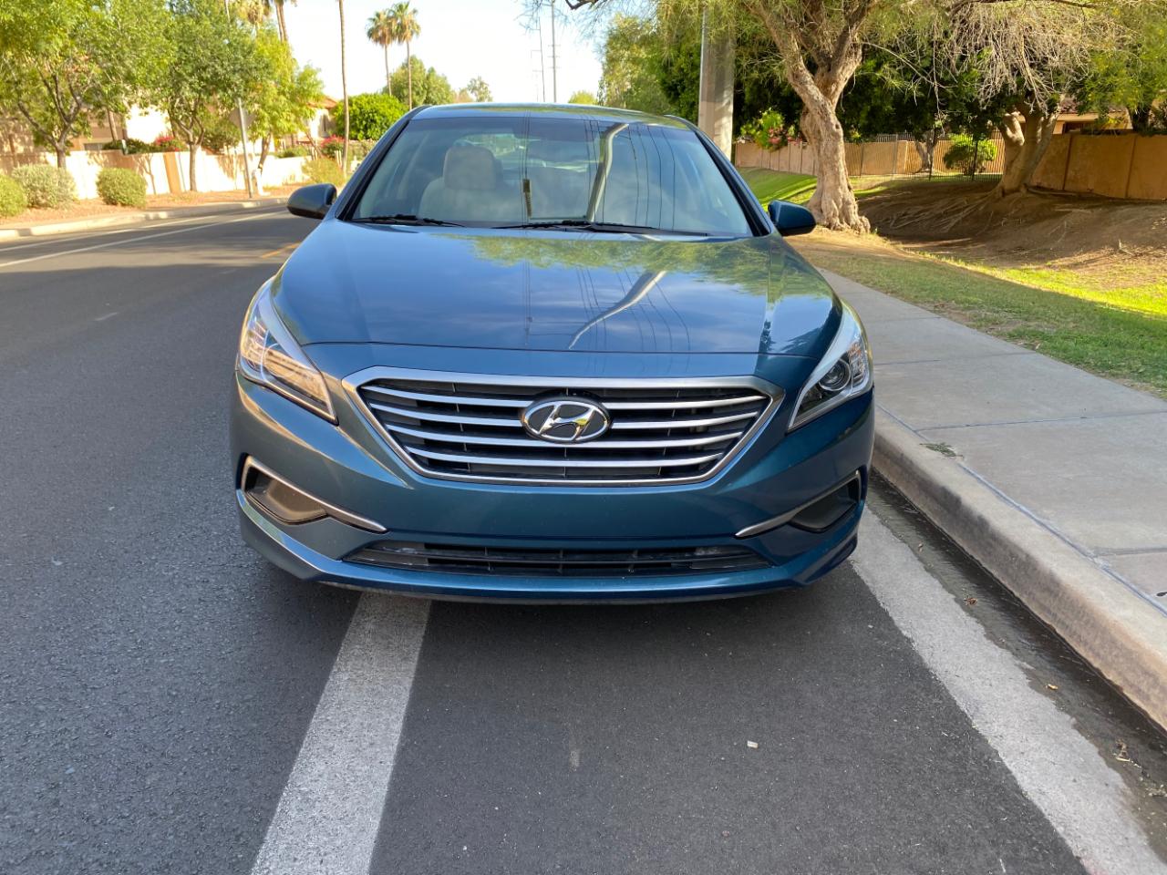 Hyundai Sonata 4dr Sdn 2.4L SE 2016