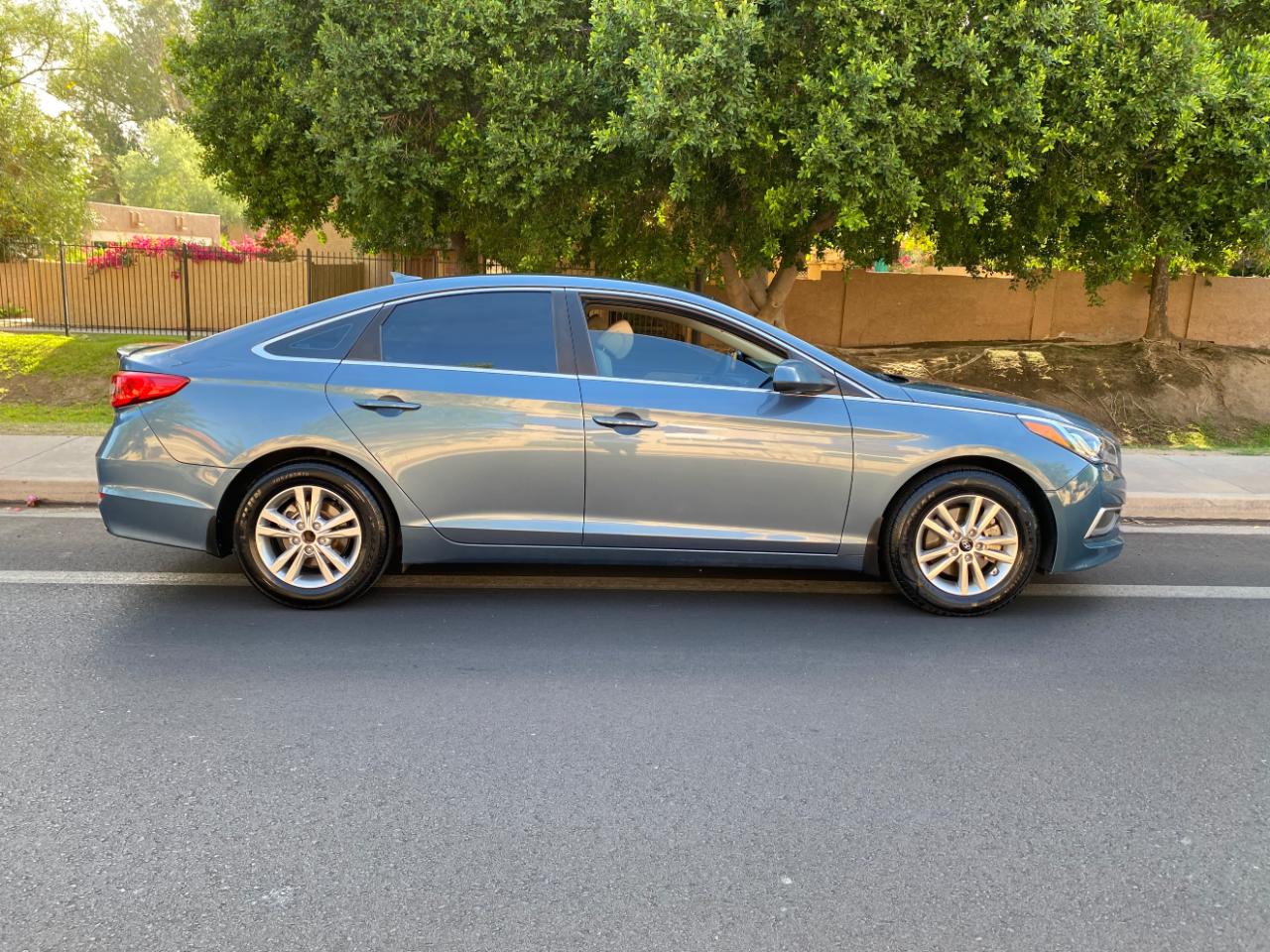 Hyundai Sonata 4dr Sdn 2.4L SE 2016