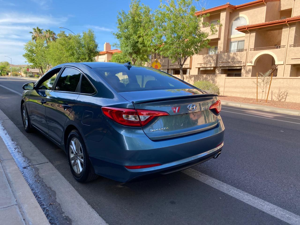 Hyundai Sonata 4dr Sdn 2.4L SE 2016