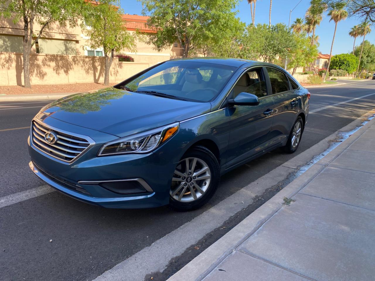 Hyundai Sonata 4dr Sdn 2.4L SE 2016