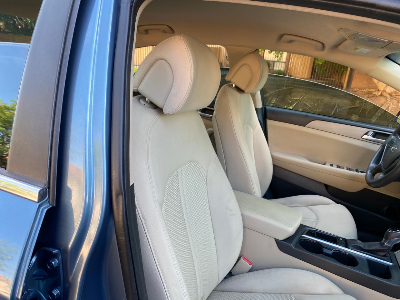 Hyundai Sonata 4dr Sdn 2.4L SE 2016