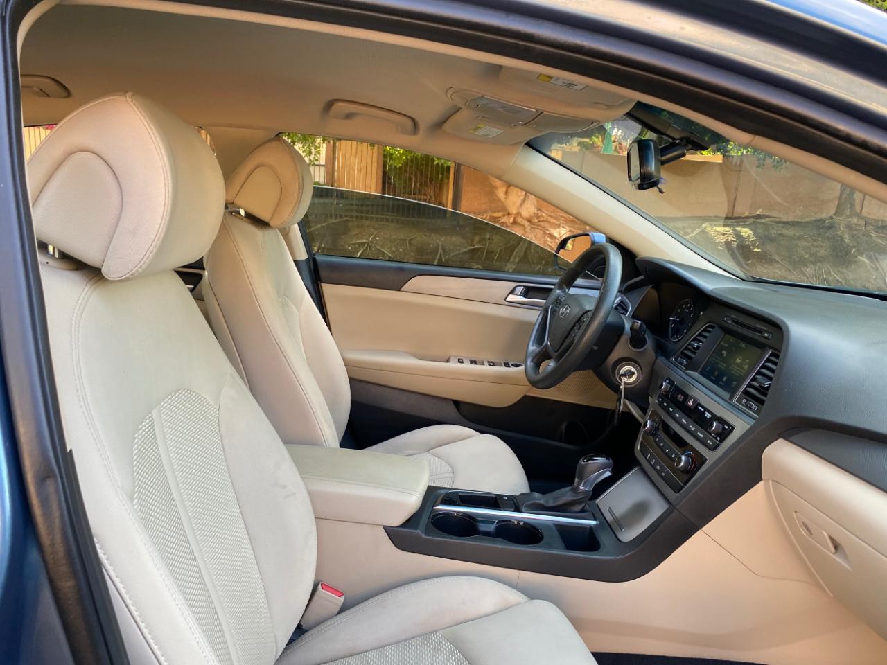 Hyundai Sonata 4dr Sdn 2.4L SE 2016
