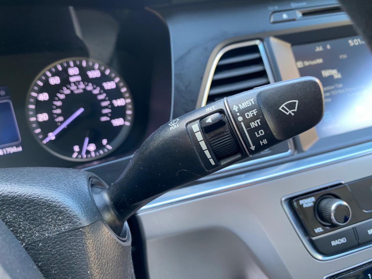 Hyundai Sonata 4dr Sdn 2.4L SE 2016