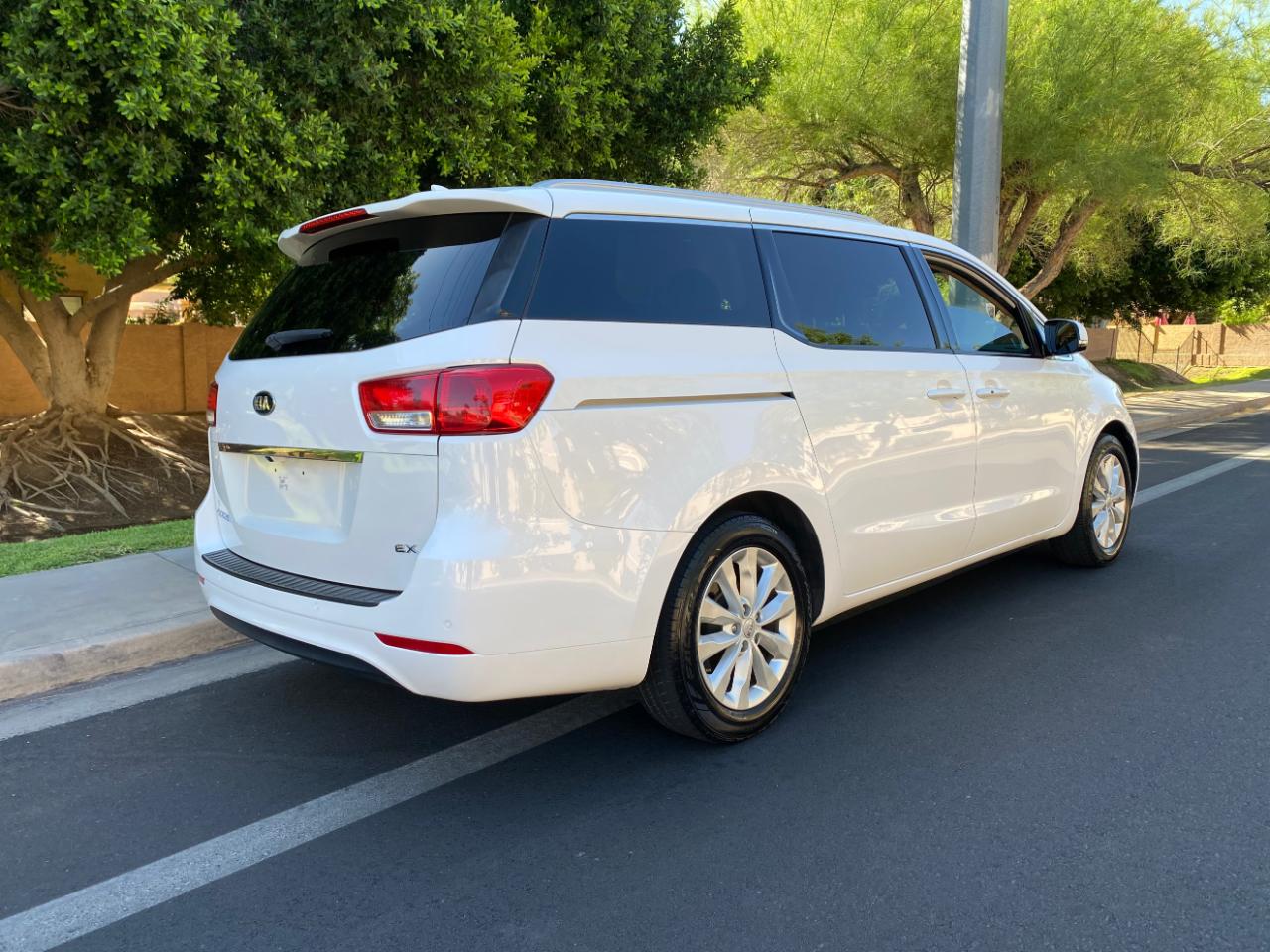 Kia Sedona EX FWD 2018
