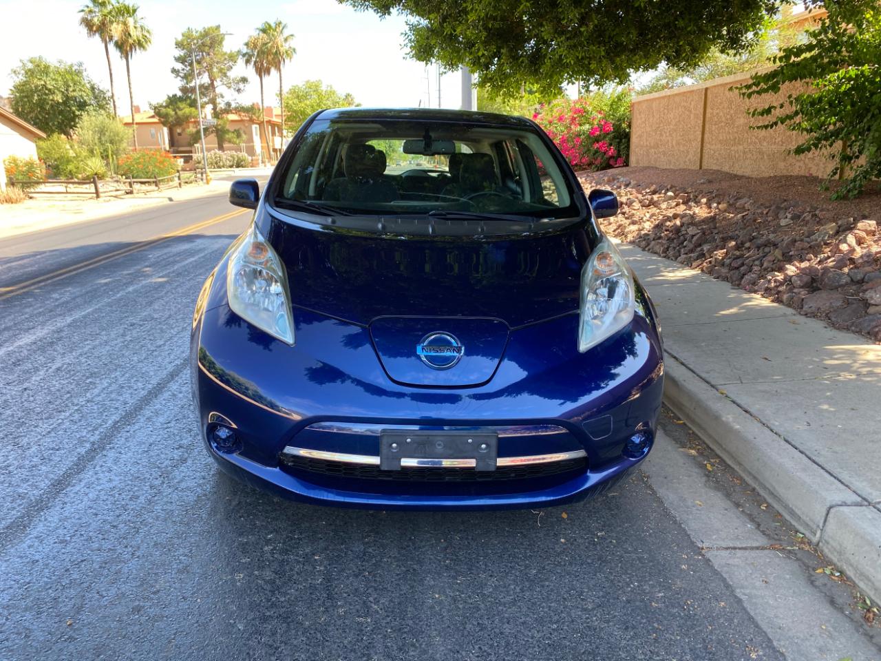 Nissan Leaf 4dr HB SV 2016
