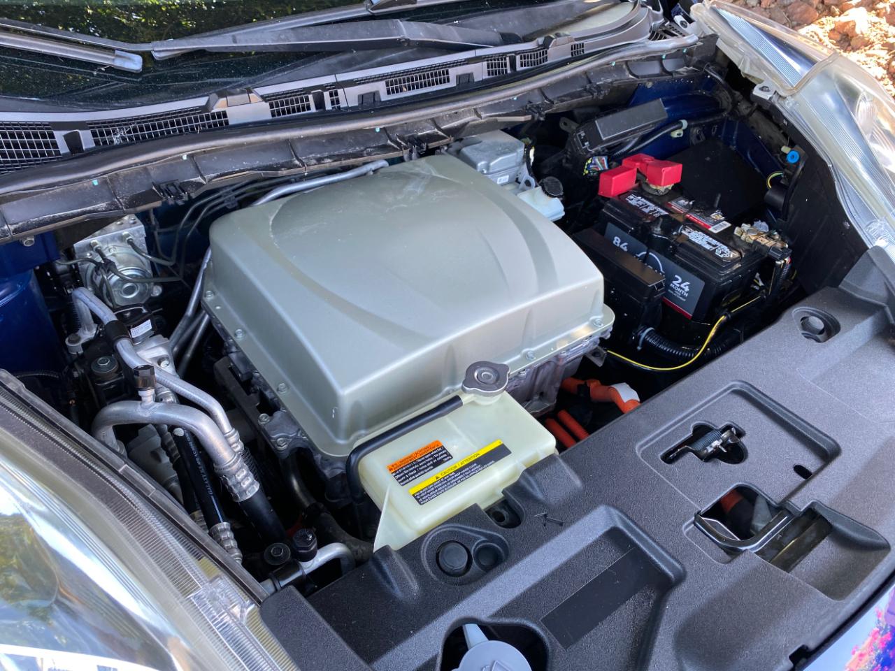 Nissan Leaf 4dr HB SV 2016