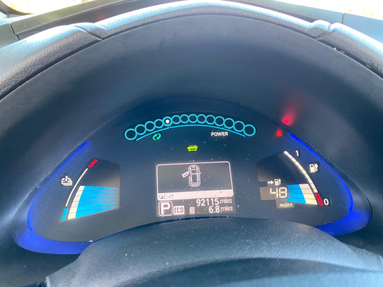 Nissan Leaf 4dr HB SV 2016