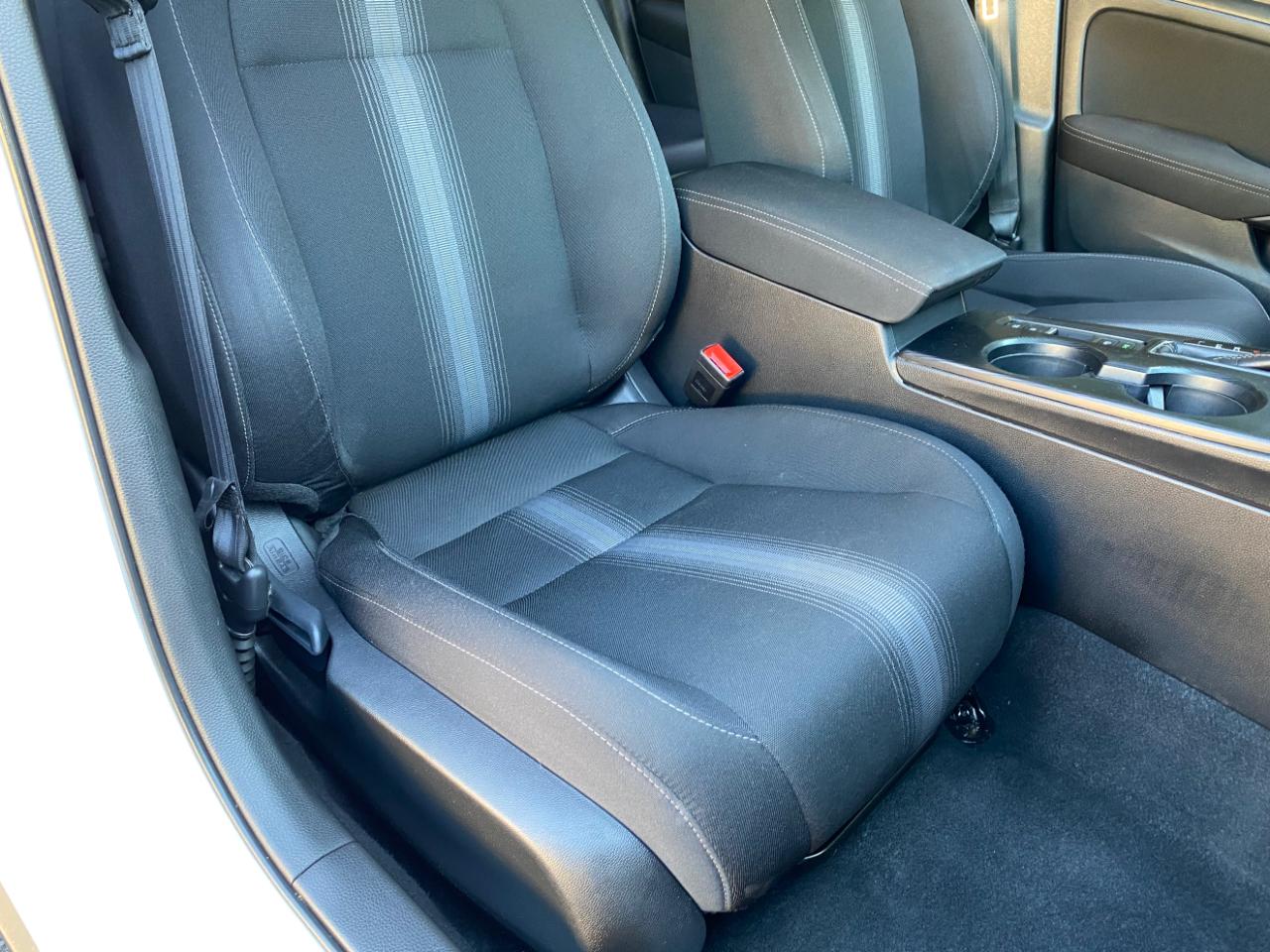 Honda Civic Hatchback LX CVT 2023