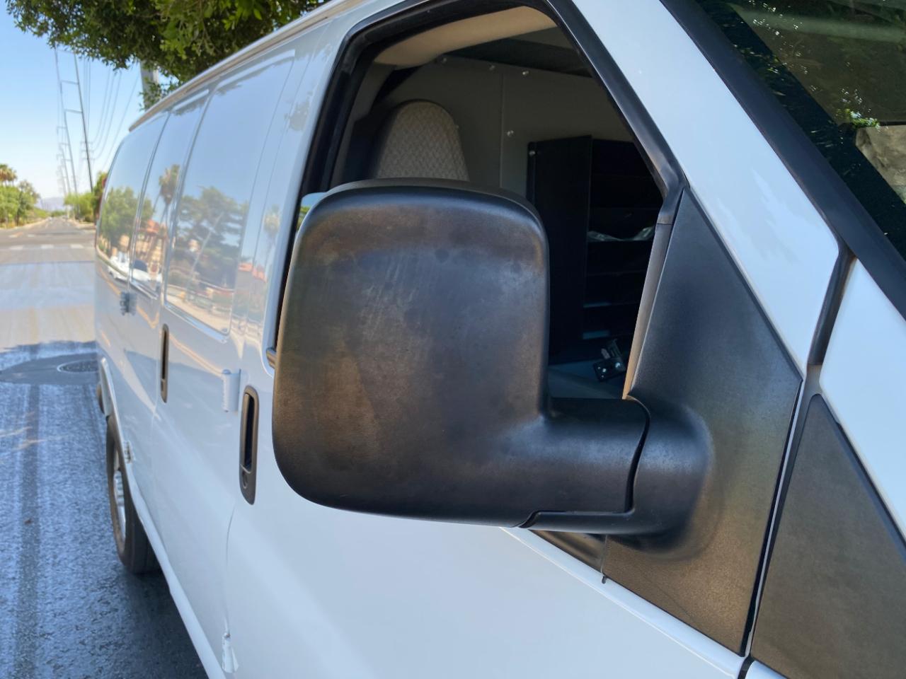 Chevrolet Express Cargo Van RWD 2500 135" 2021