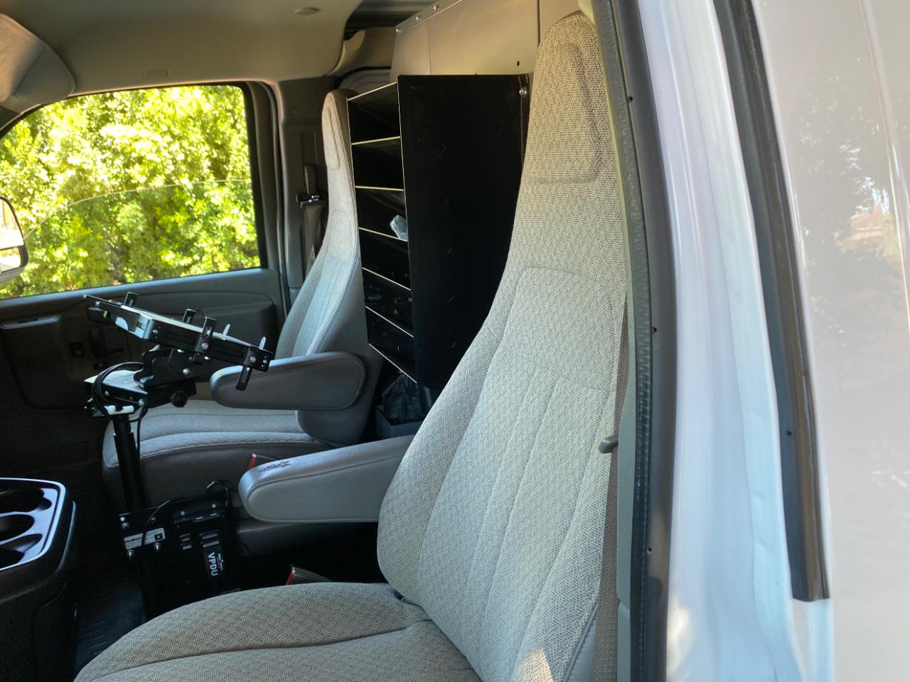 Chevrolet Express Cargo Van RWD 2500 135" 2021