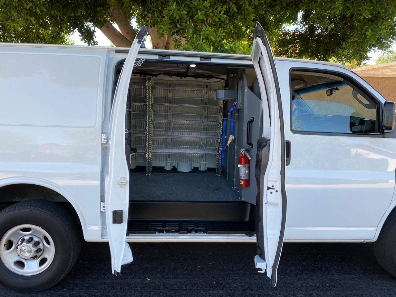 Chevrolet Express Cargo Van RWD 2500 135" 2021