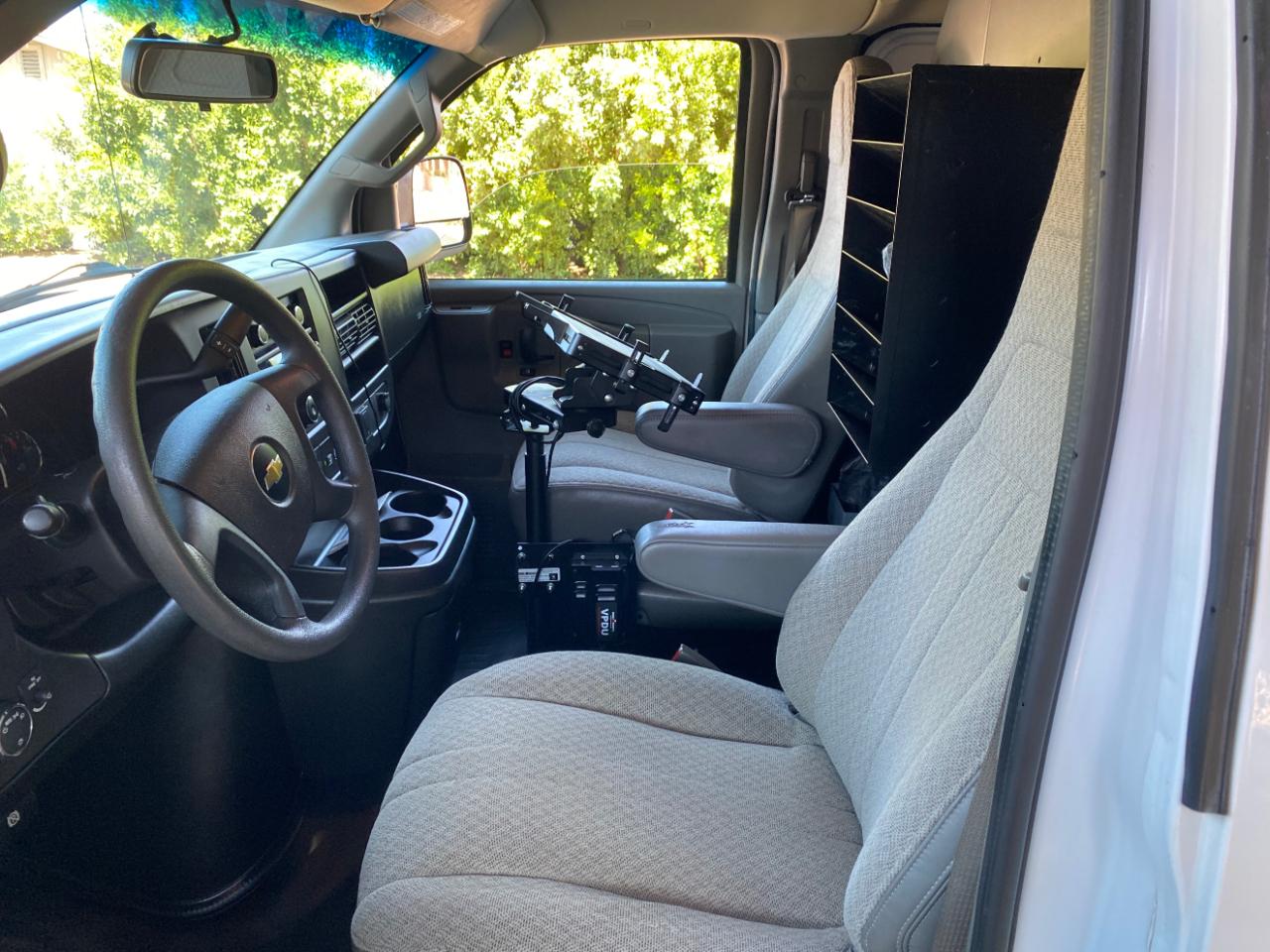 Chevrolet Express Cargo Van RWD 2500 135" 2021
