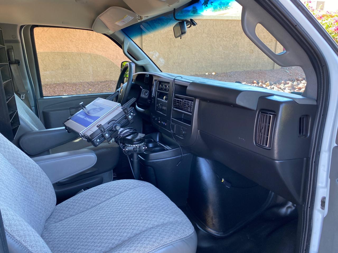 Chevrolet Express Cargo Van RWD 2500 135" 2021