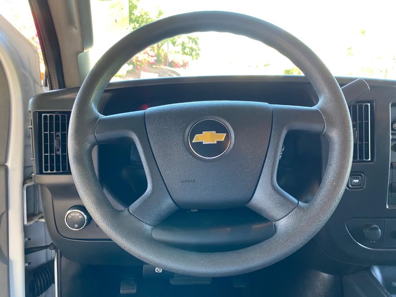 Chevrolet Express Cargo Van RWD 2500 135" 2021