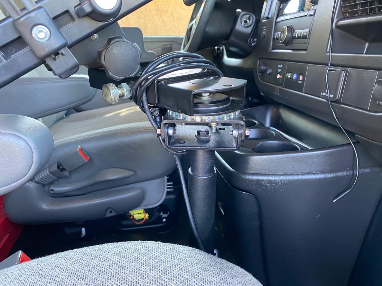 Chevrolet Express Cargo Van RWD 2500 135" 2021