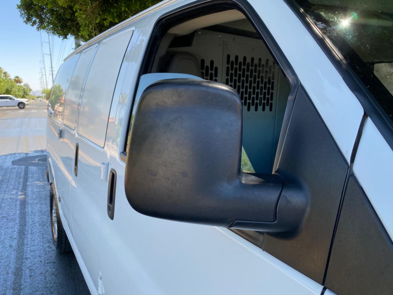 Chevrolet Express Cargo Van RWD 2500 135" 2021