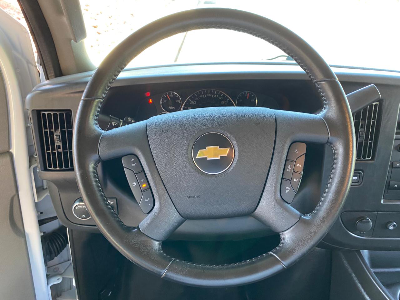 Chevrolet Express Cargo Van RWD 2500 135" 2021