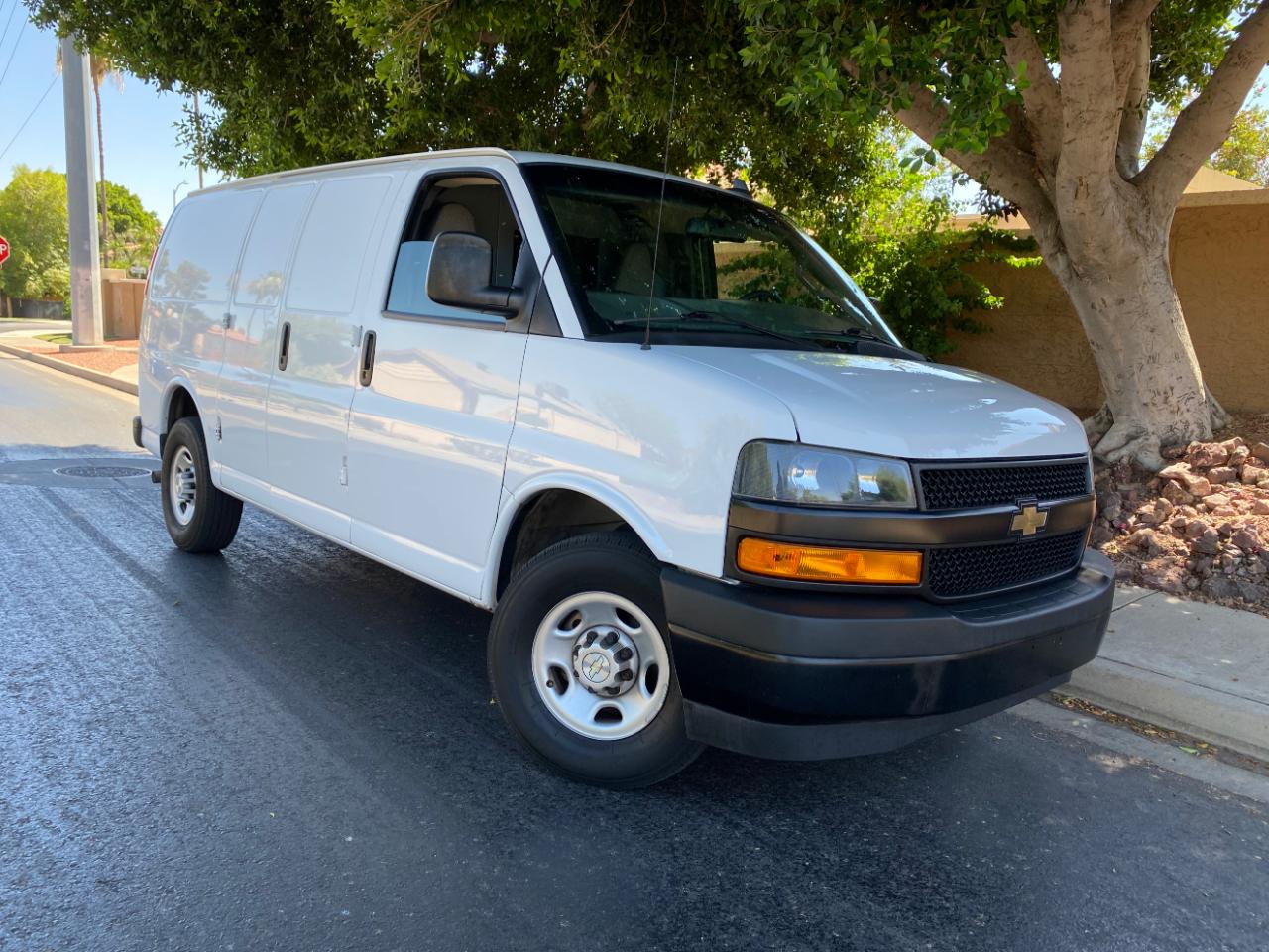 Chevrolet Express Cargo Van RWD 2500 135" 2021