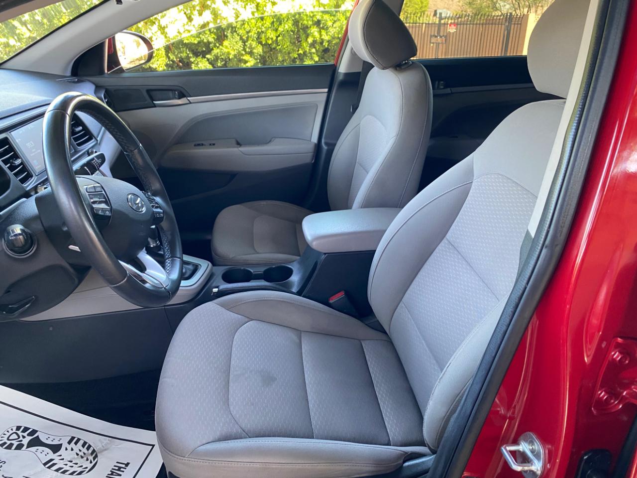 Hyundai Elantra Value Edition IVT 2020