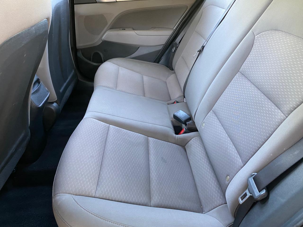 Hyundai Elantra Value Edition IVT 2020