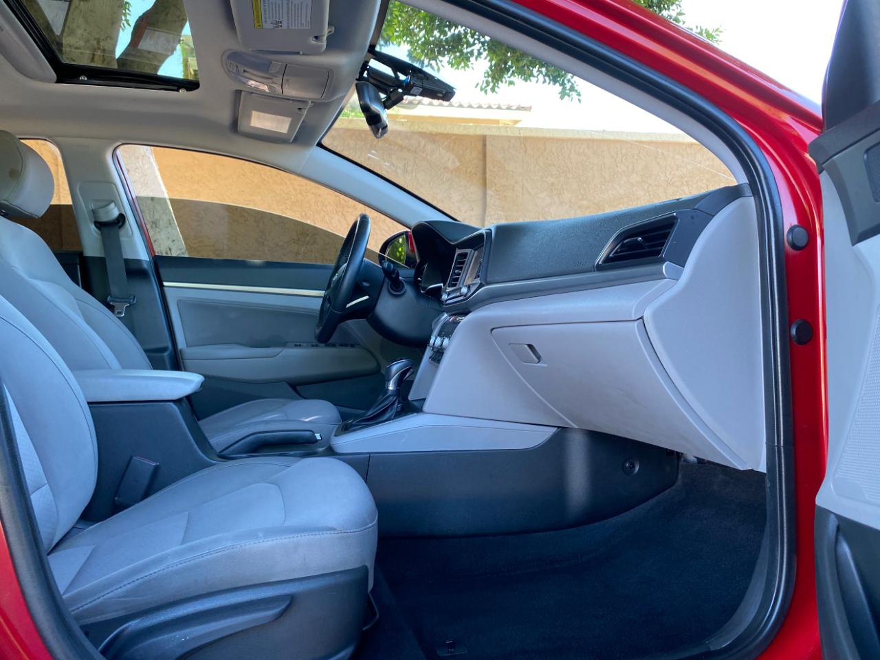 Hyundai Elantra Value Edition IVT 2020