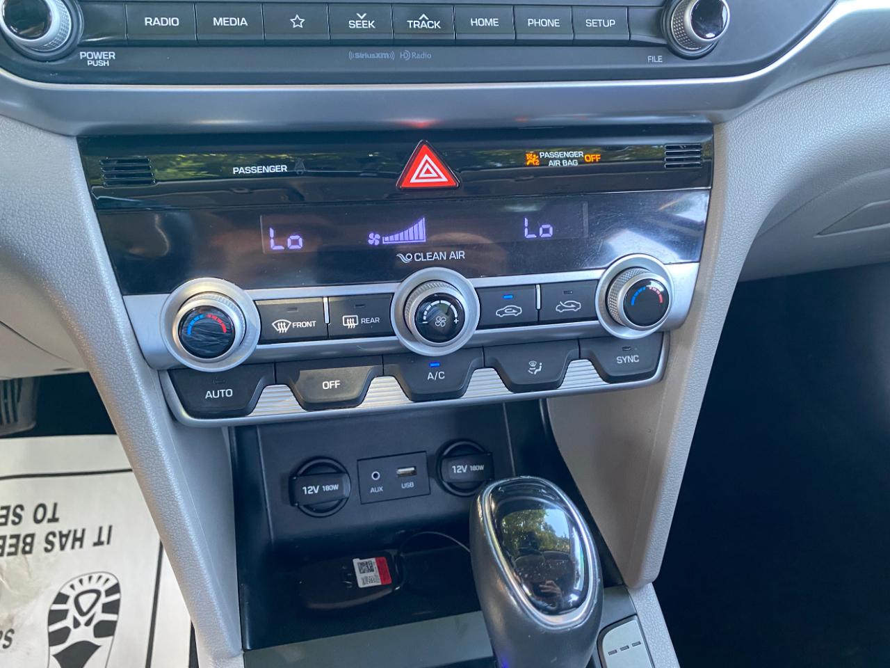 Hyundai Elantra Value Edition IVT 2020