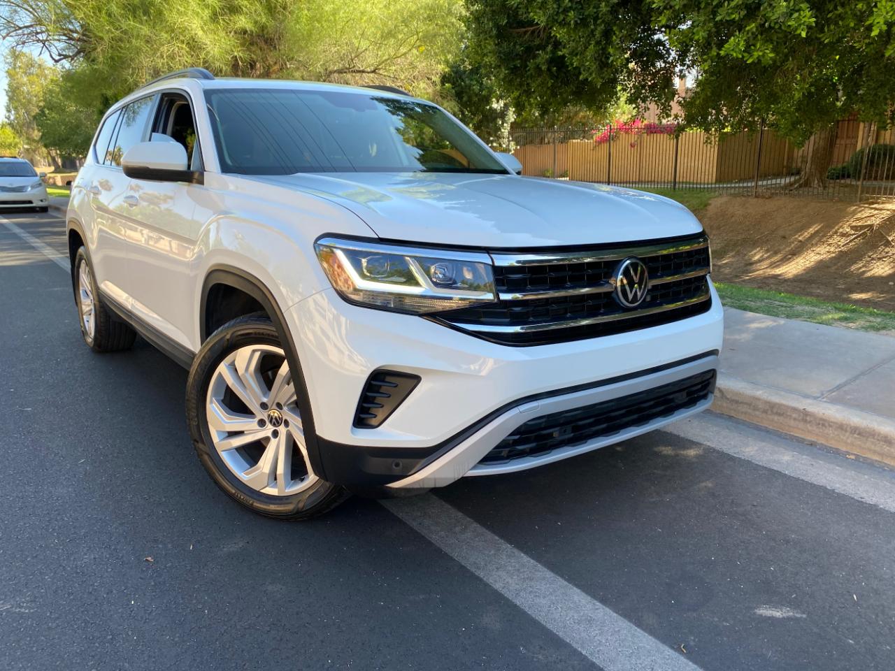 Volkswagen Atlas 3.6L V6 SE w/Technology 4MOTION 2022