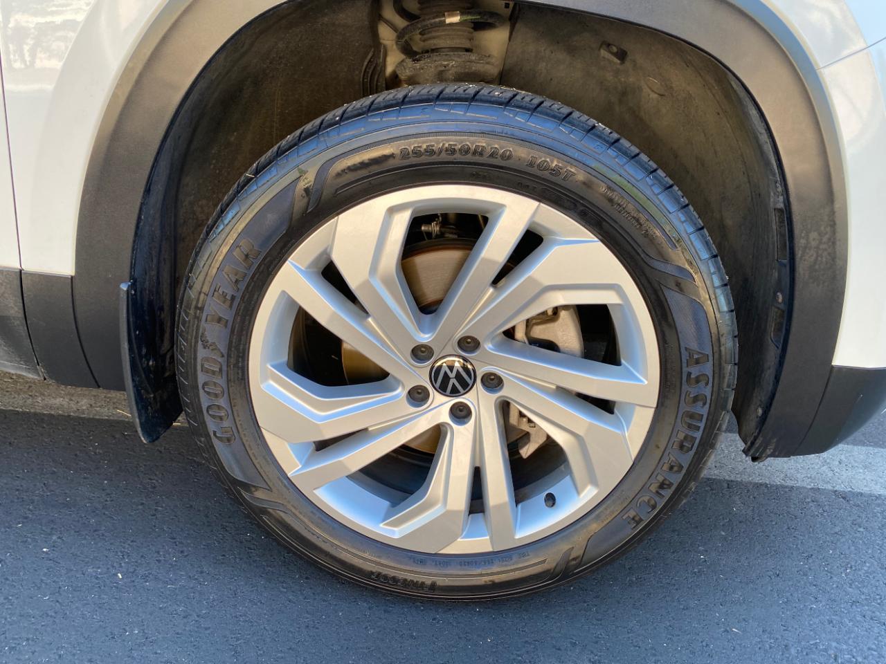 Volkswagen Atlas 3.6L V6 SE w/Technology 4MOTION 2022
