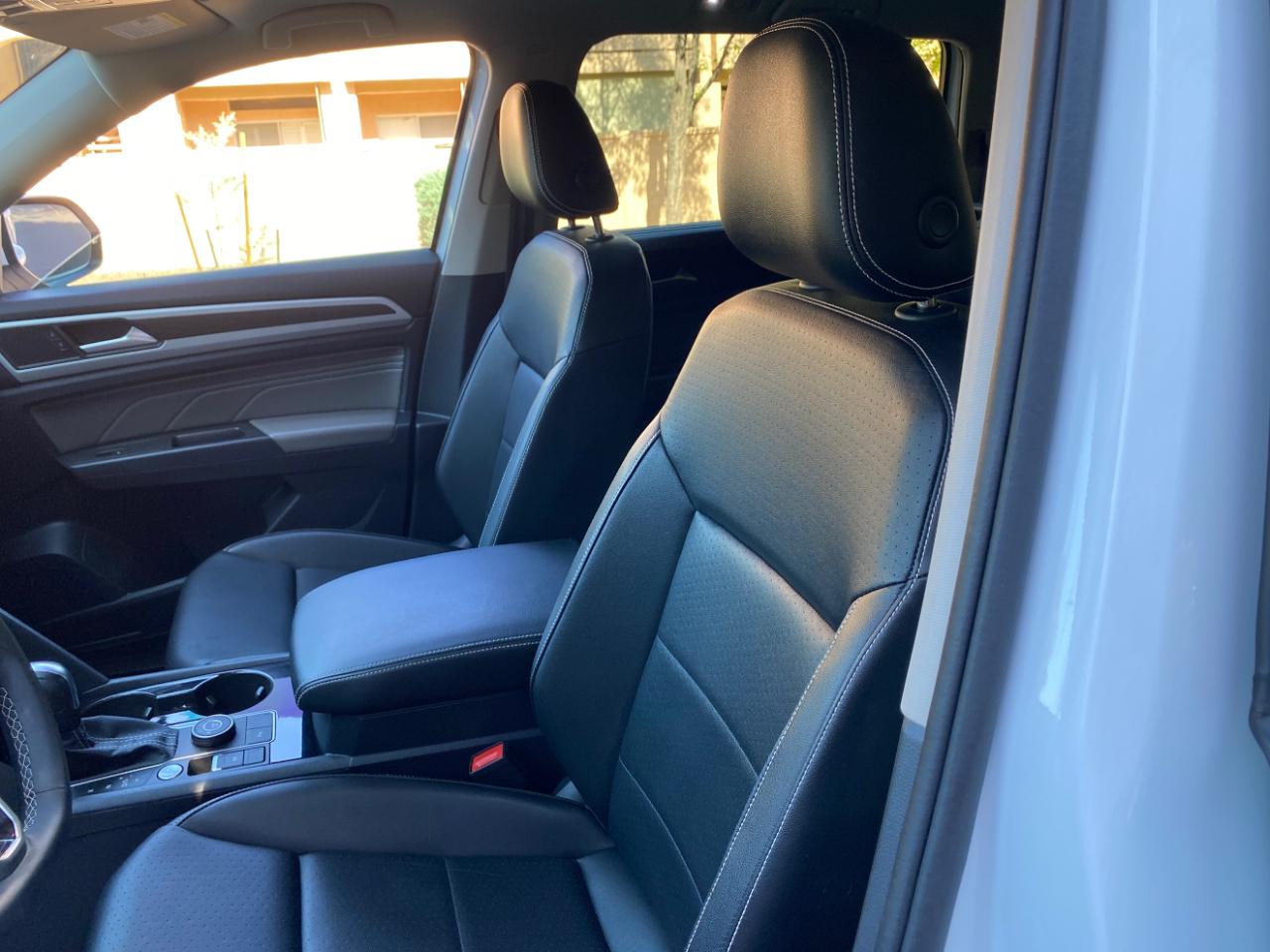 Volkswagen Atlas 3.6L V6 SE w/Technology 4MOTION 2022