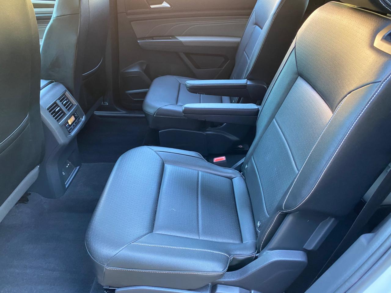 Volkswagen Atlas 3.6L V6 SE w/Technology 4MOTION 2022