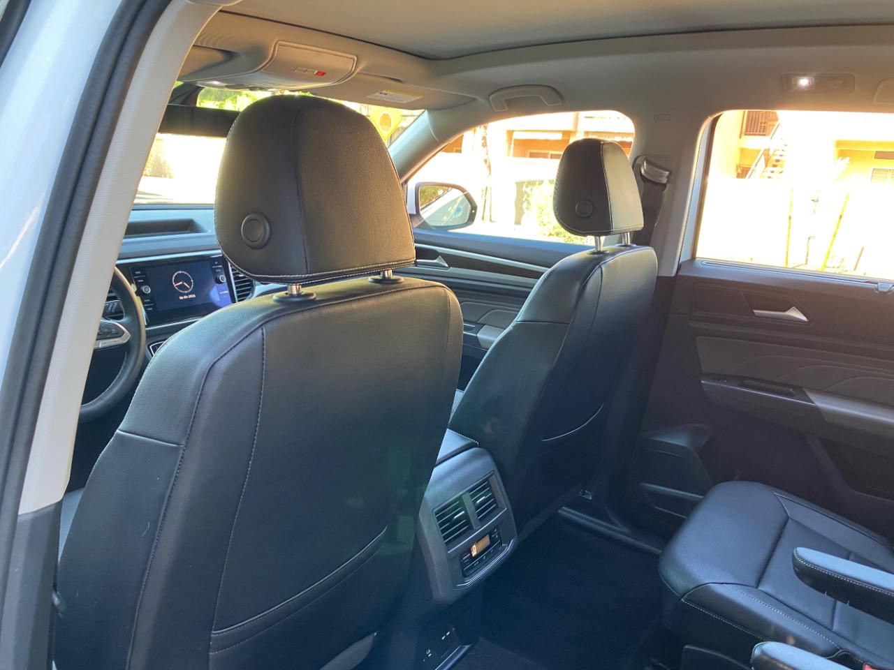 Volkswagen Atlas 3.6L V6 SE w/Technology 4MOTION 2022