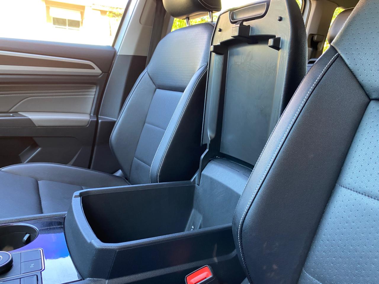 Volkswagen Atlas 3.6L V6 SE w/Technology 4MOTION 2022
