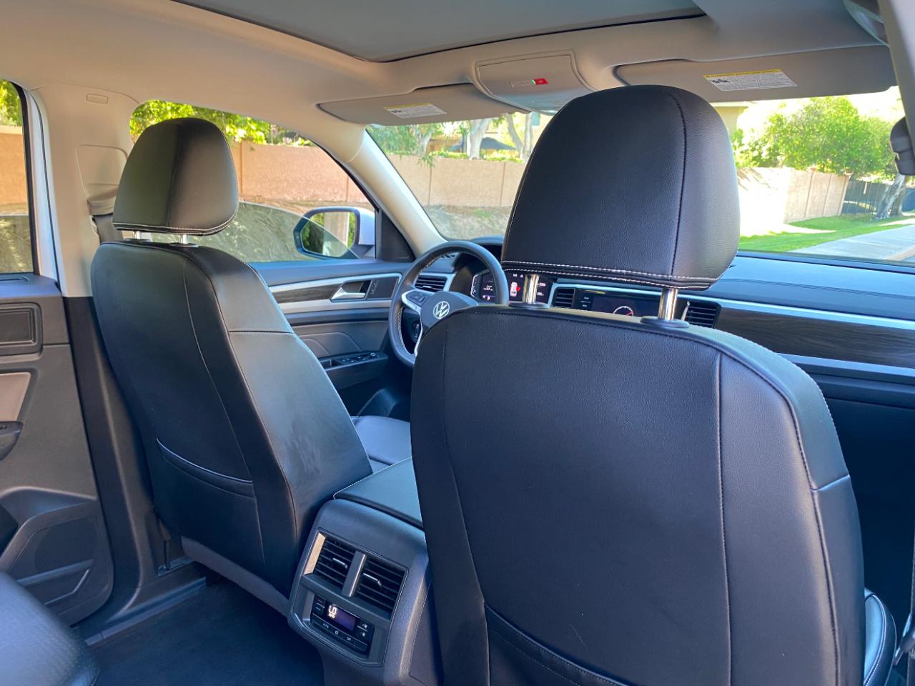 Volkswagen Atlas 3.6L V6 SE w/Technology 4MOTION 2022