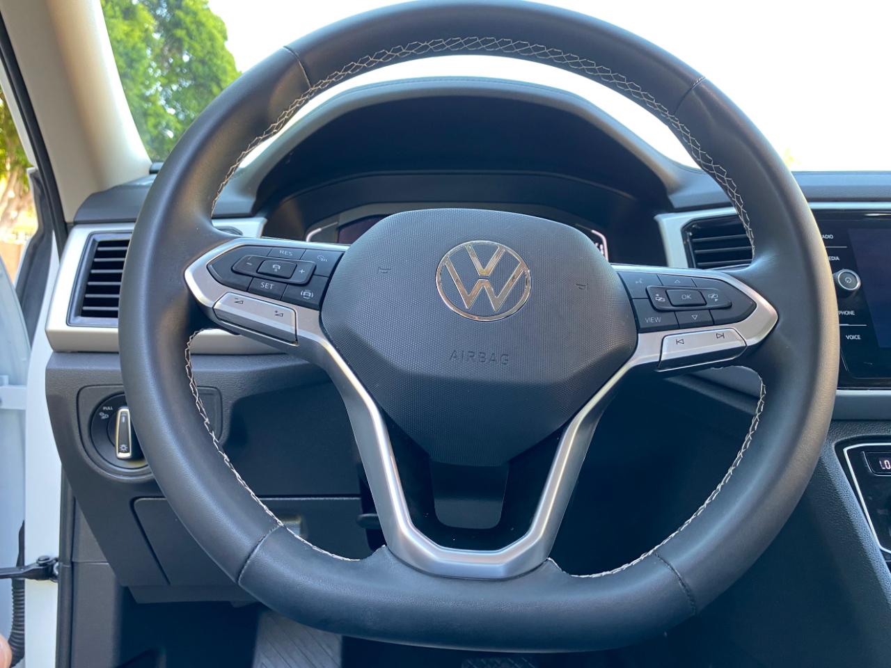 Volkswagen Atlas 3.6L V6 SE w/Technology 4MOTION 2022