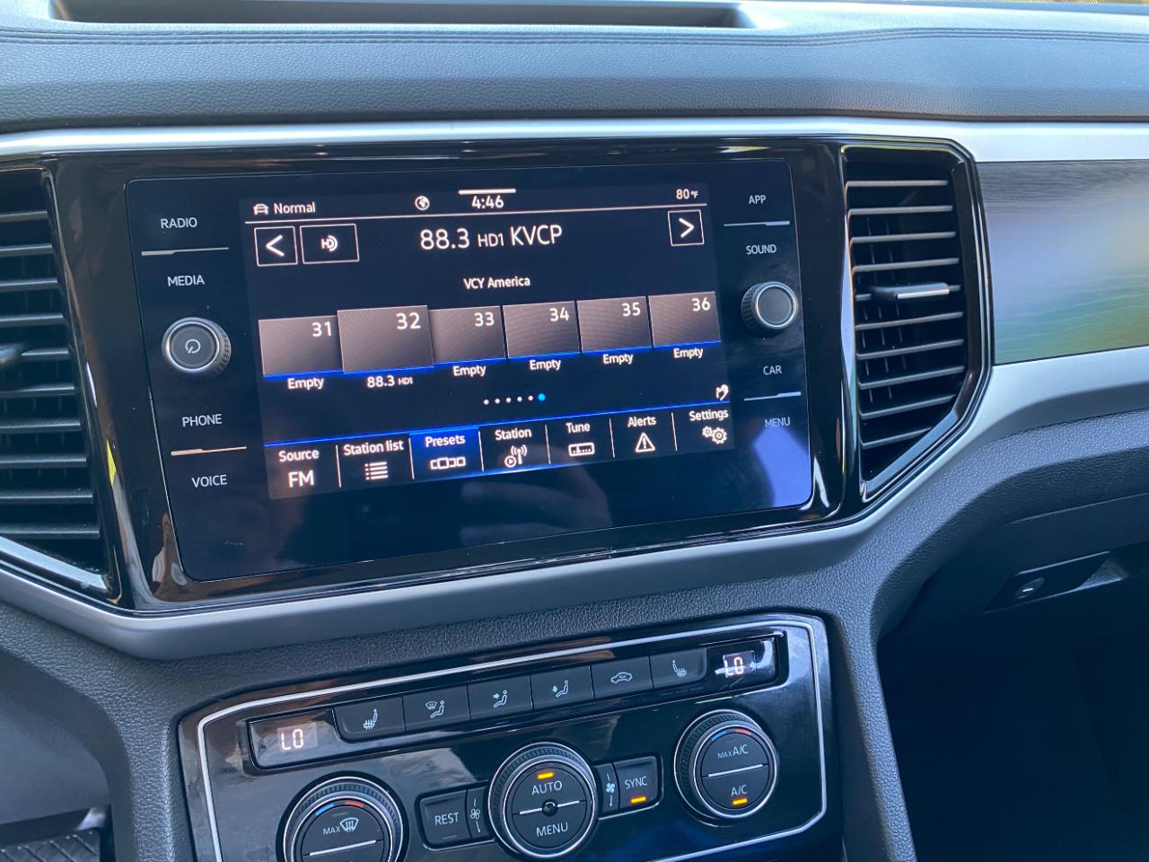 Volkswagen Atlas 3.6L V6 SE w/Technology 4MOTION 2022
