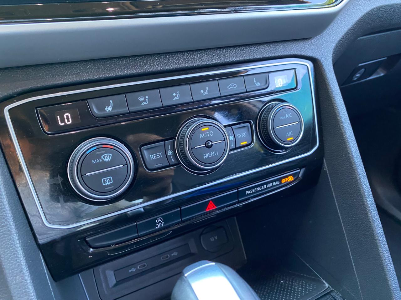 Volkswagen Atlas 3.6L V6 SE w/Technology 4MOTION 2022