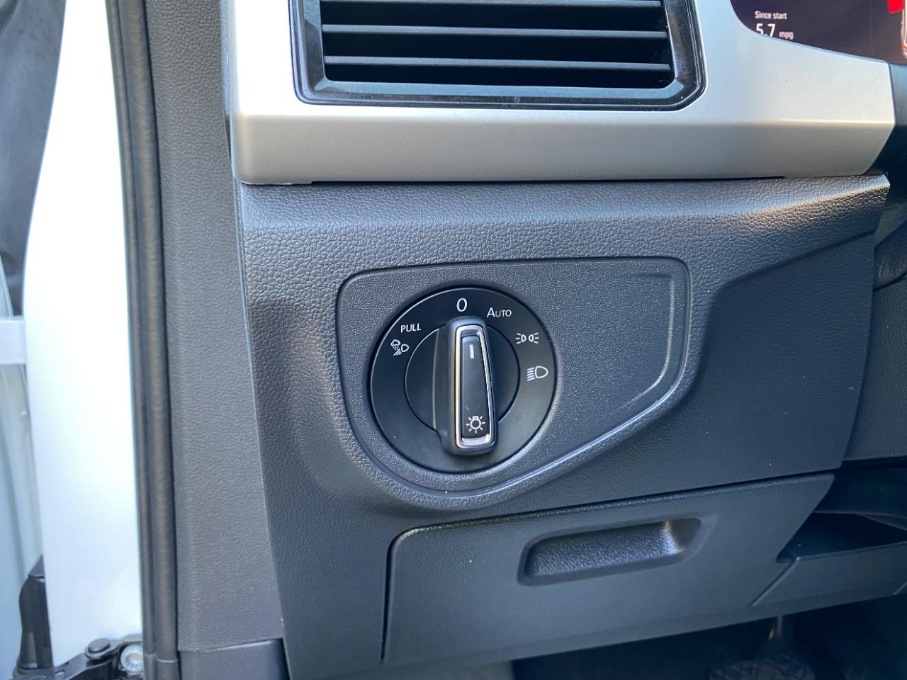 Volkswagen Atlas 3.6L V6 SE w/Technology 4MOTION 2022