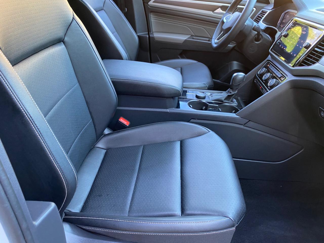 Volkswagen Atlas 3.6L V6 SE w/Technology 4MOTION 2022